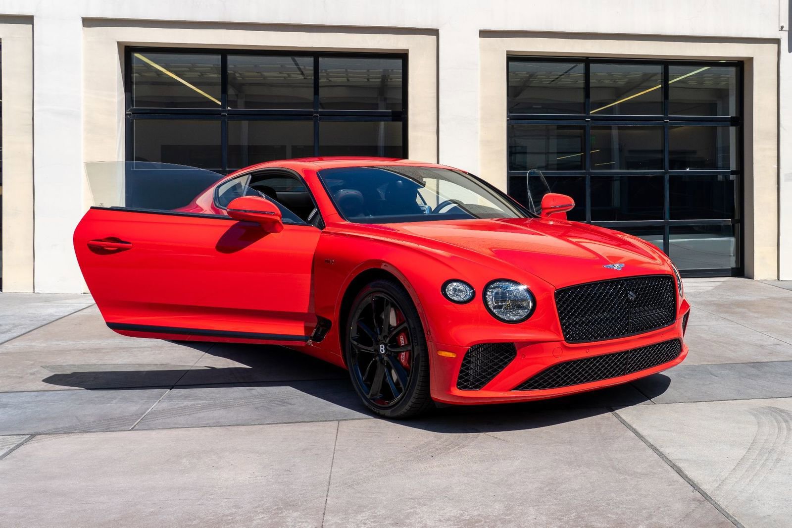 Used 2024 Bentley Continental GT image 19