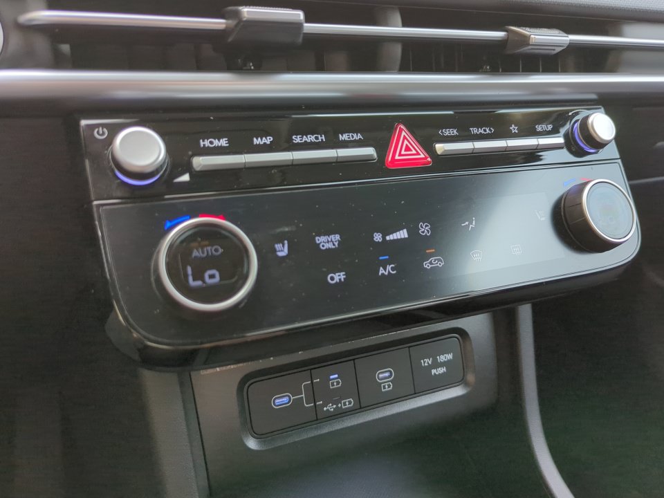 Certified 2025 Hyundai Tucson SEL AWD/4WD image 28