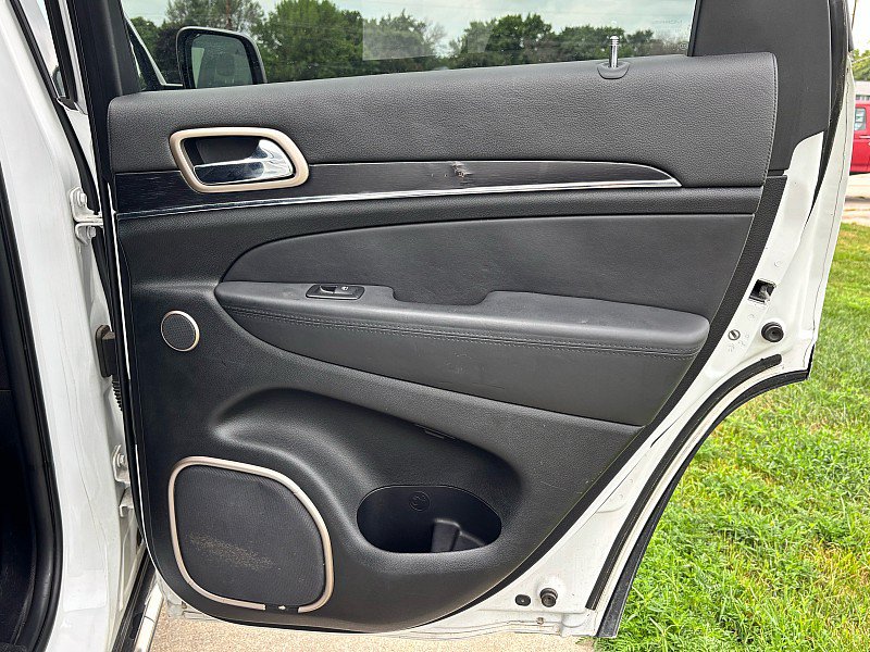 Used 2014 Jeep Grand Cherokee Summit AWD/4WD image 19