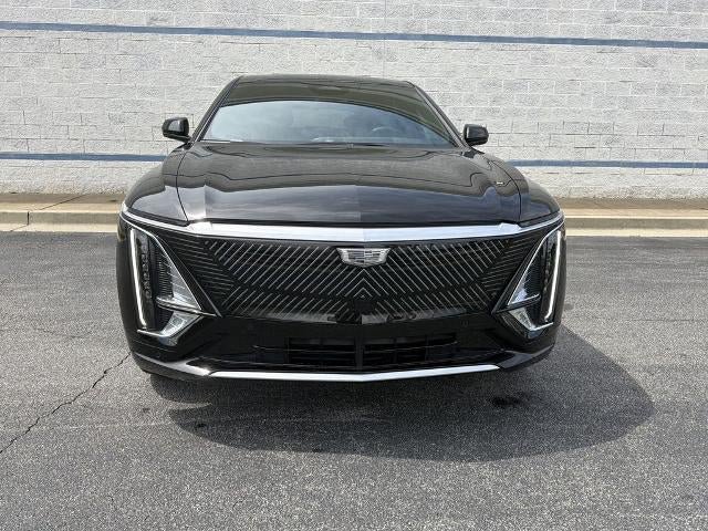 Certified 2024 Cadillac Lyriq Tech RWD image 2