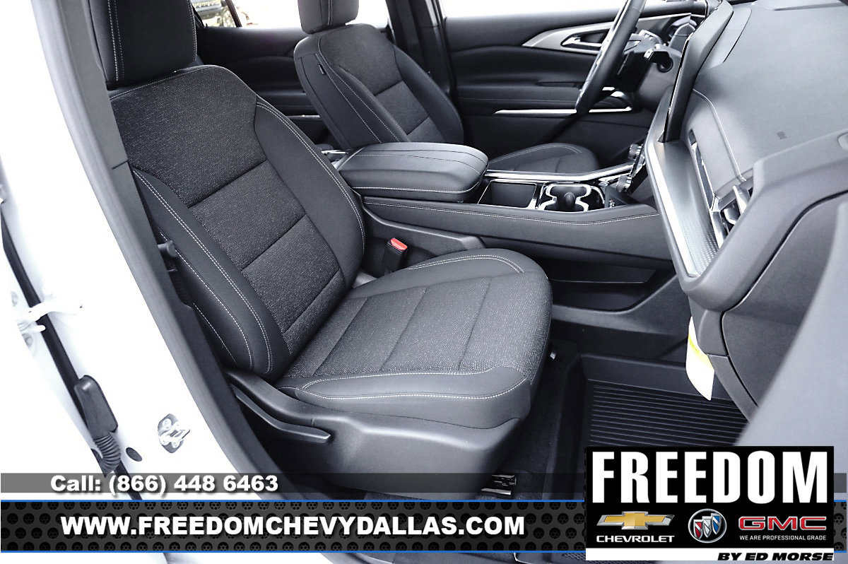 New 2026 Chevrolet Traverse LT w/ Driver Confidence Package FWD image 15
