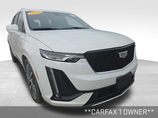 Used 2024 Cadillac XT6 Sport w/ Technology Package AWD/4WD image 2