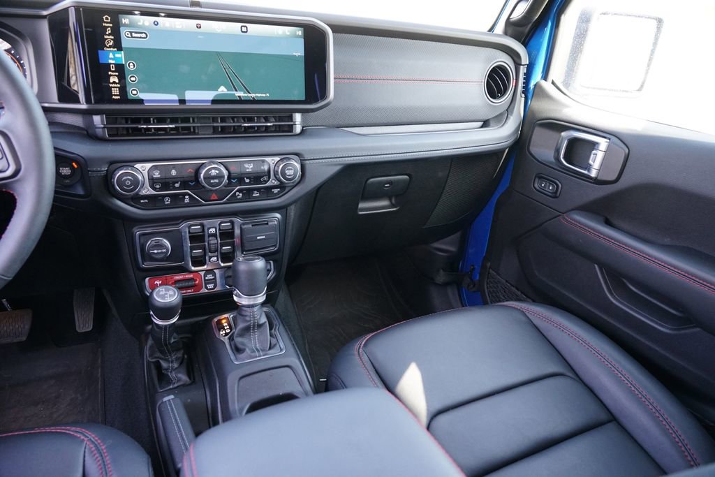 Used 2024 Jeep Gladiator Rubicon image 21