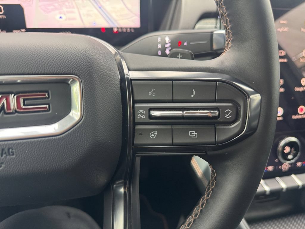 Used 2026 GMC Terrain AT4 w/ Convenience Package III AWD/4WD image 22