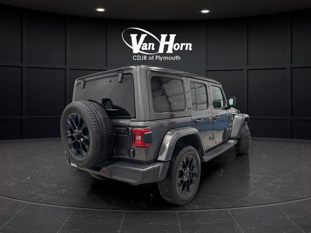 Used 2022 Jeep Wrangler Unlimited Sahara w/ Cold Weather Group AWD/4WD image 3