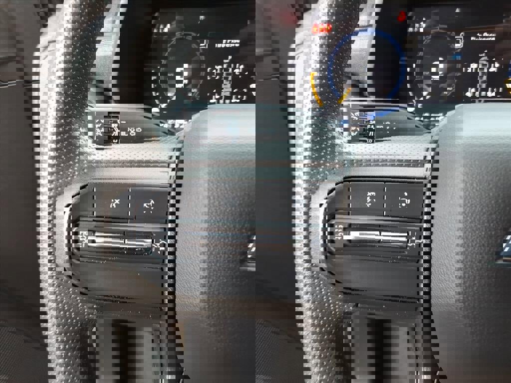 Used 2024 Chevrolet Colorado Trail Boss w/ Advanced Trailering Package image 19