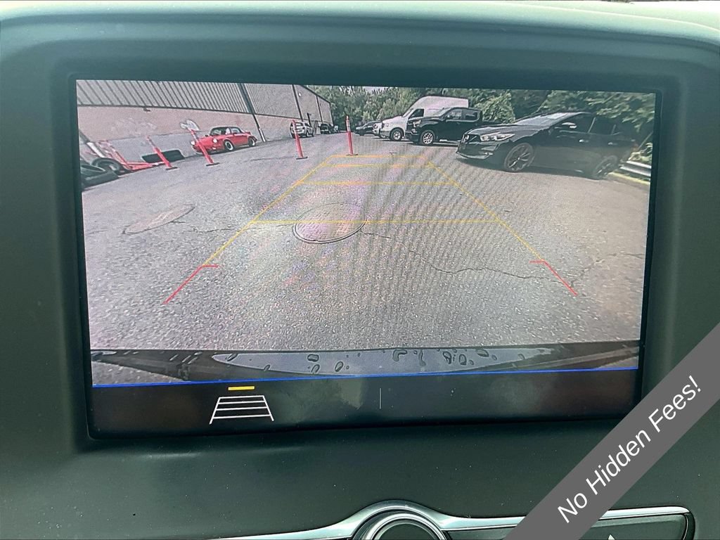 Used 2020 Chevrolet Camaro LT RWD image 17