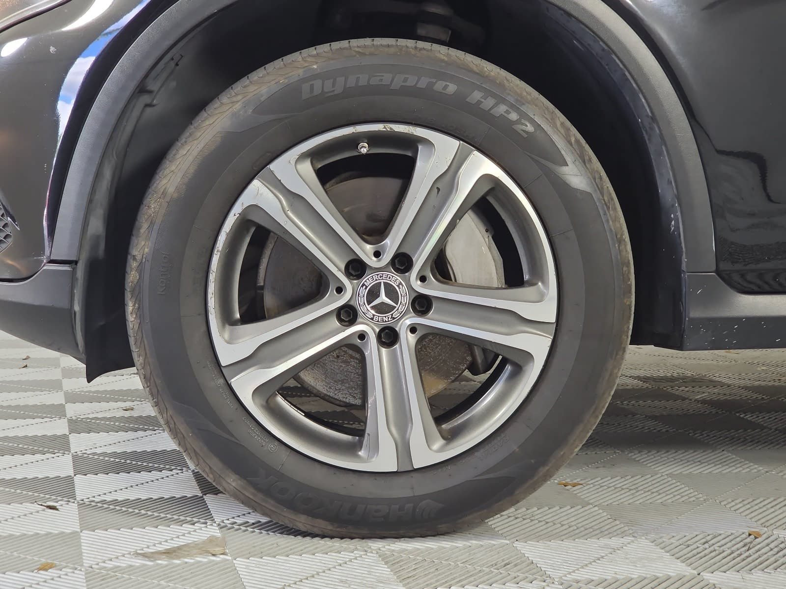 Used 2017 Mercedes-Benz GLC 300 4MATIC image 10