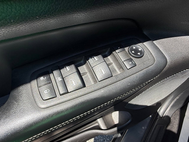 Used 2021 Jeep Grand Cherokee Freedom Edition AWD/4WD image 13