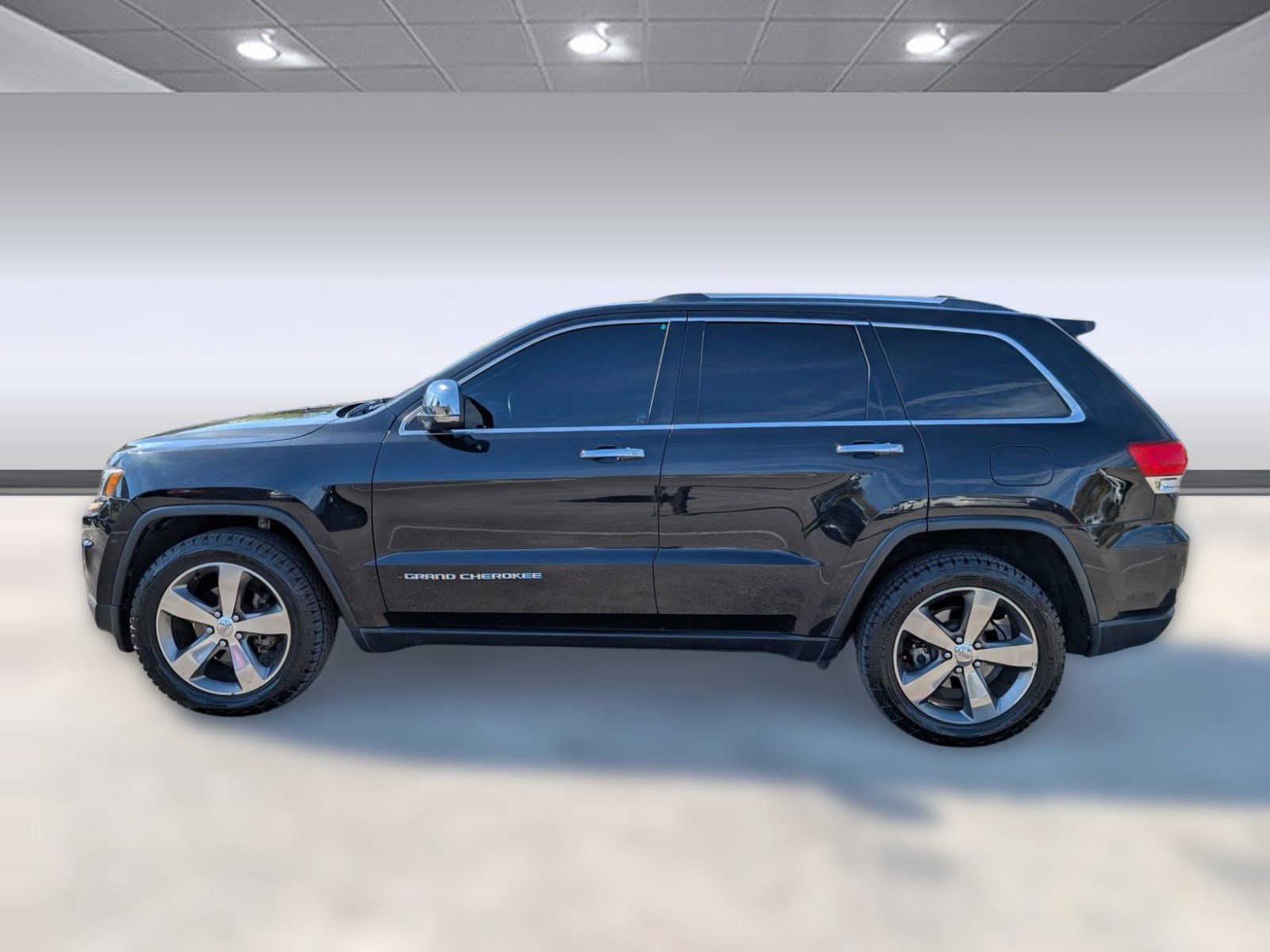 Used 2016 Jeep Grand Cherokee Limited image 2