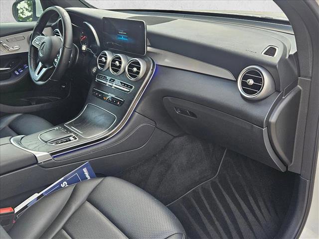 Used 2021 Mercedes-Benz GLC 300 image 21
