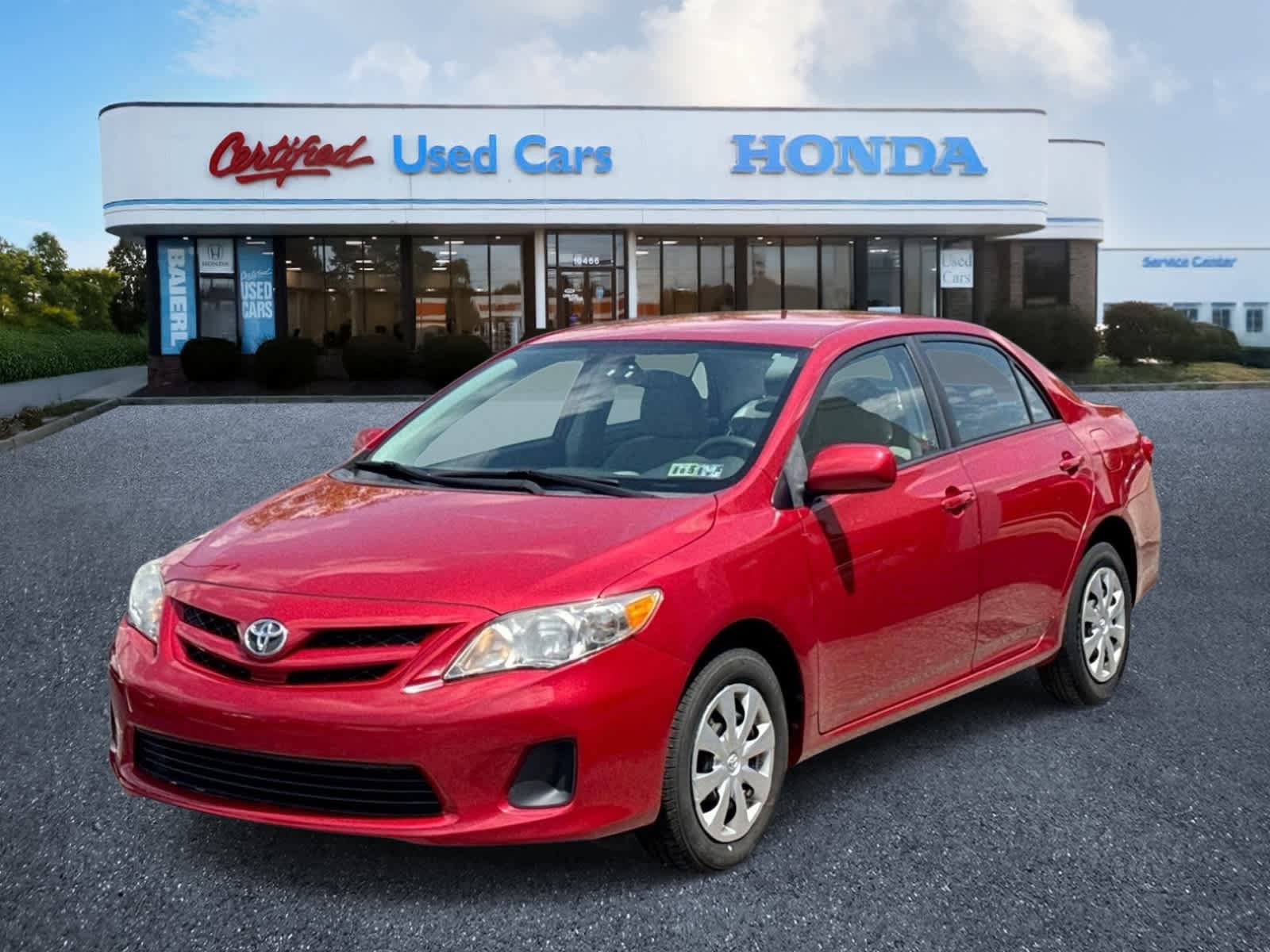 Used 2011 Toyota Corolla LE FWD image 1