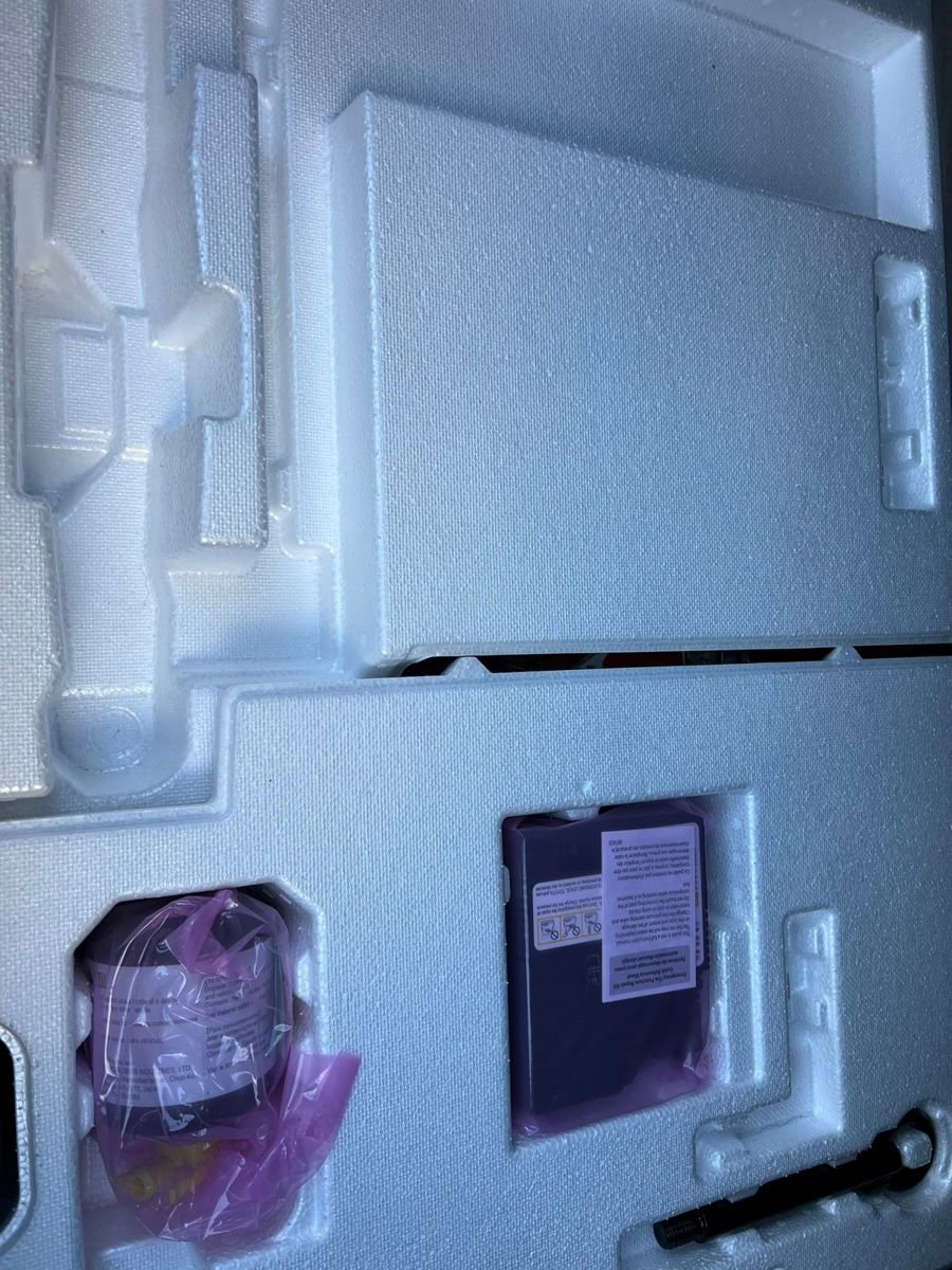 Used 2023 Toyota Prius Limited image 19