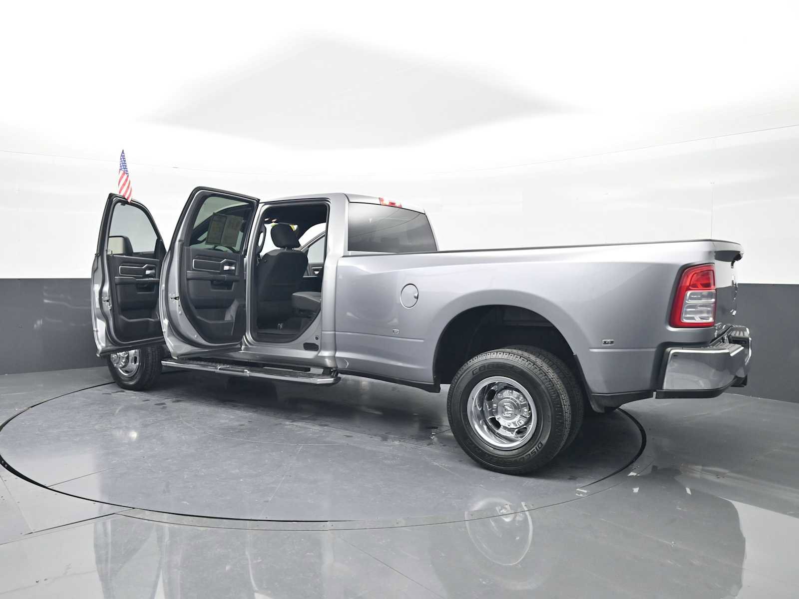 Used 2024 RAM 3500 Big Horn image 86