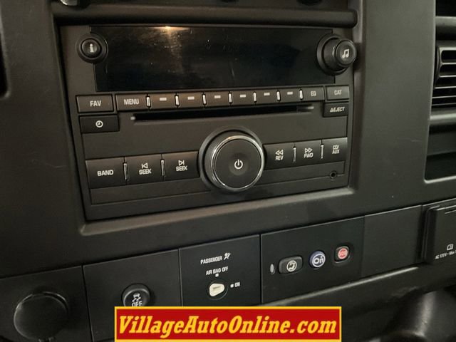 Used 2018 Chevrolet Express 2500 w/ Driver Convenience Package image 22