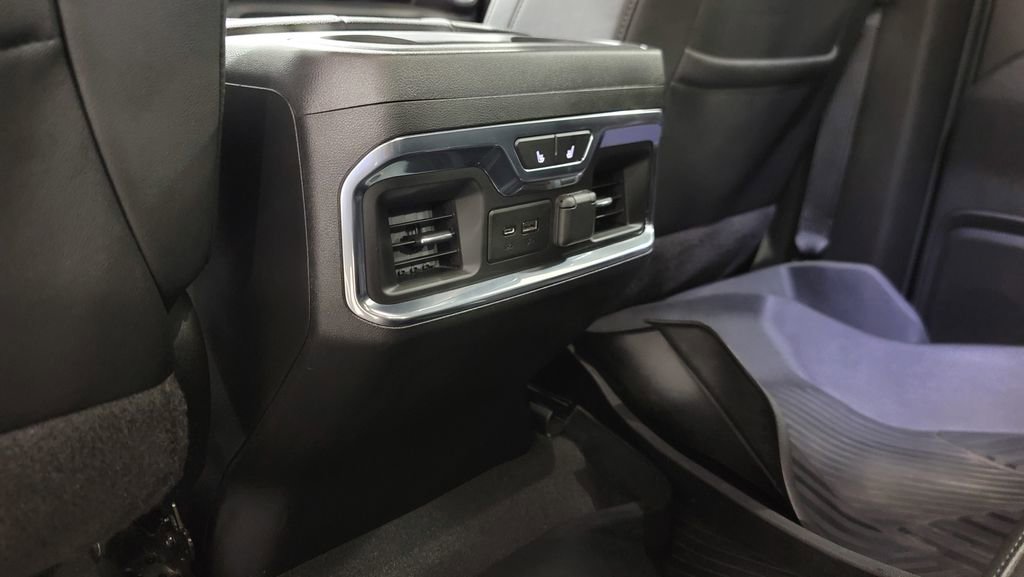 Used 2021 Chevrolet Silverado 2500 LTZ w/ LTZ Premium Package image 27