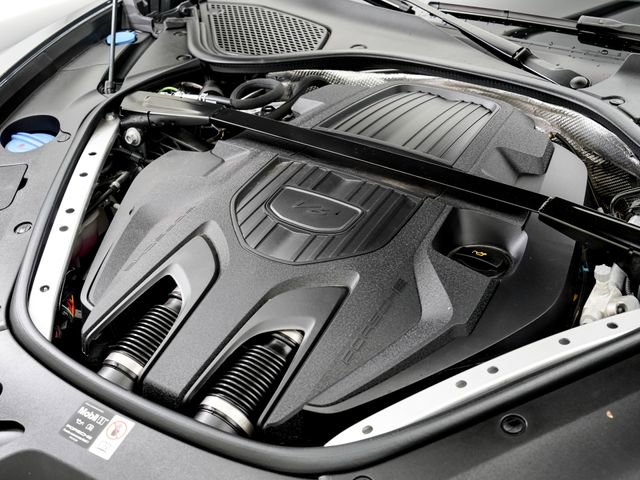 Certified 2025 Porsche Panamera 4 image 30