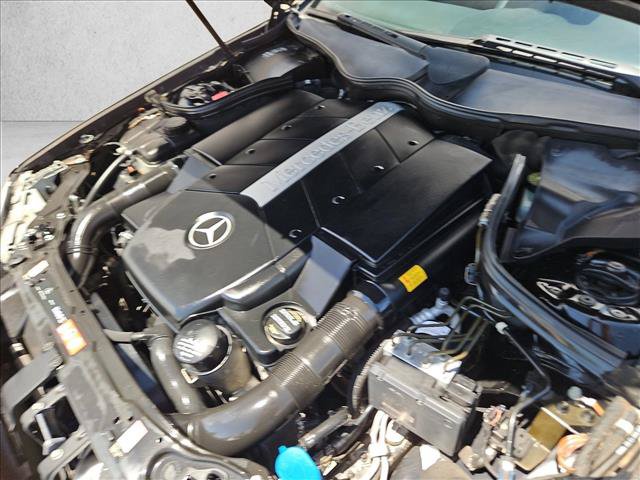 Used 2005 Mercedes-Benz CLK 500 Coupe image 18