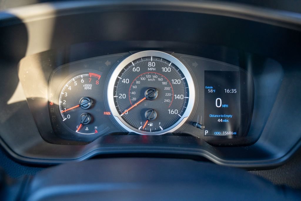 Used 2022 Toyota Corolla SE image 23