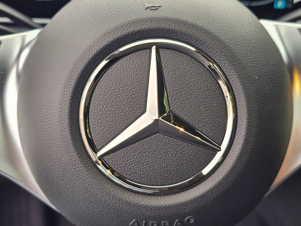 Used 2026 Mercedes-Benz GLC 300 image 22