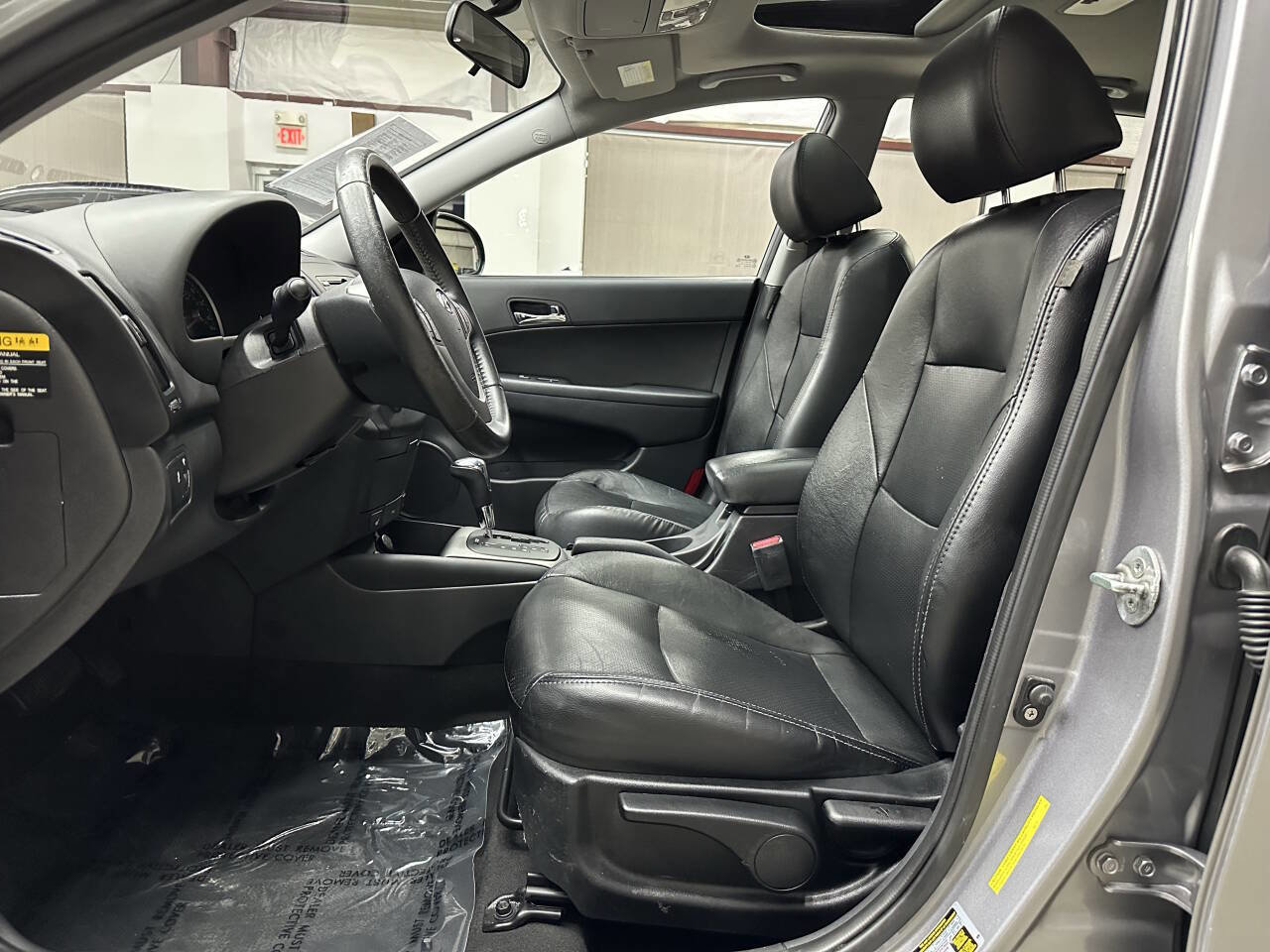 Used 2012 Hyundai Elantra image 11