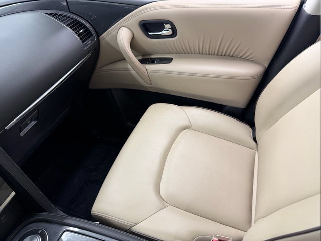 Used 2022 Nissan Armada SV w/ SV Appearance Package RWD image 26