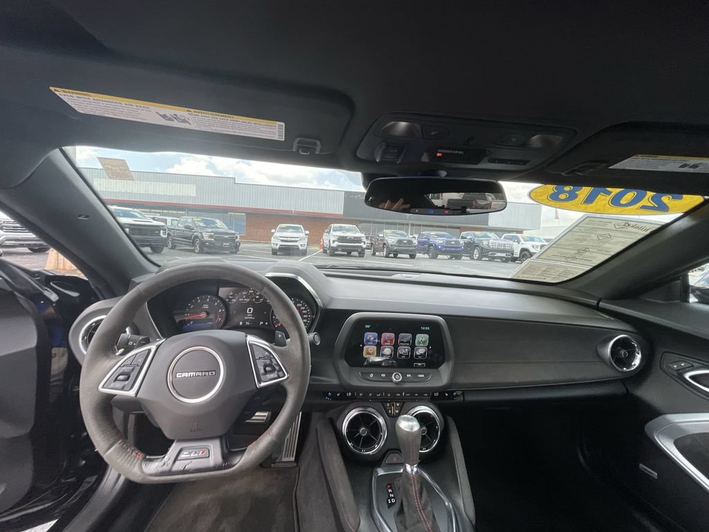 Certified 2018 Chevrolet Camaro ZL1 RWD image 11