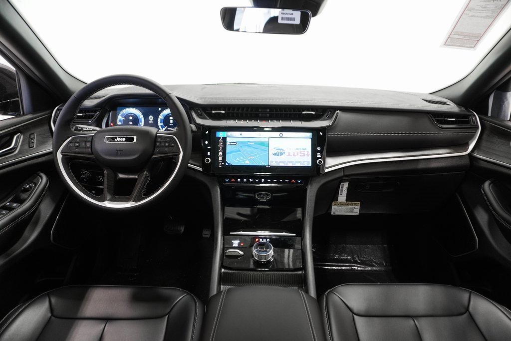 New 2026 Jeep Grand Cherokee Limited w/ Limited Altitude Package image 13