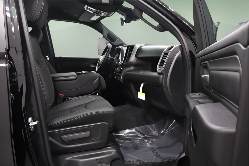 New 2026 RAM 1500 Warlock AWD/4WD image 15