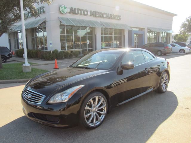 Used 2010 INFINITI G37 Convertible w/ Premium Pkg