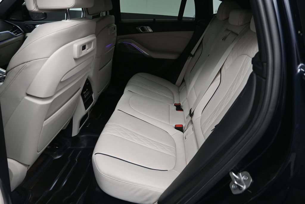 Used 2023 BMW X6 xDrive40i w/ Executive Package AWD/4WD image 29