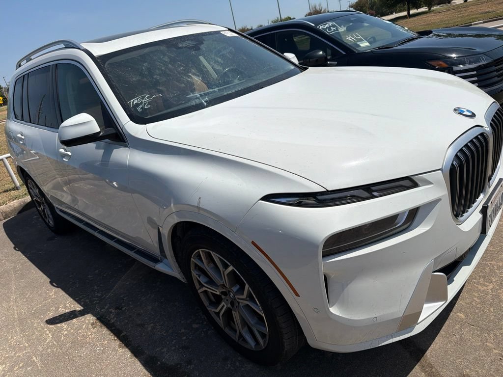 Used 2026 BMW X7 xDrive40i AWD/4WD image 6