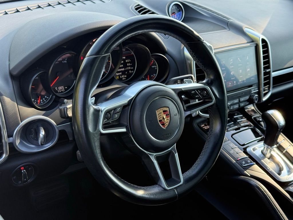 Used 2018 Porsche Cayenne Platinum Edition AWD/4WD image 19
