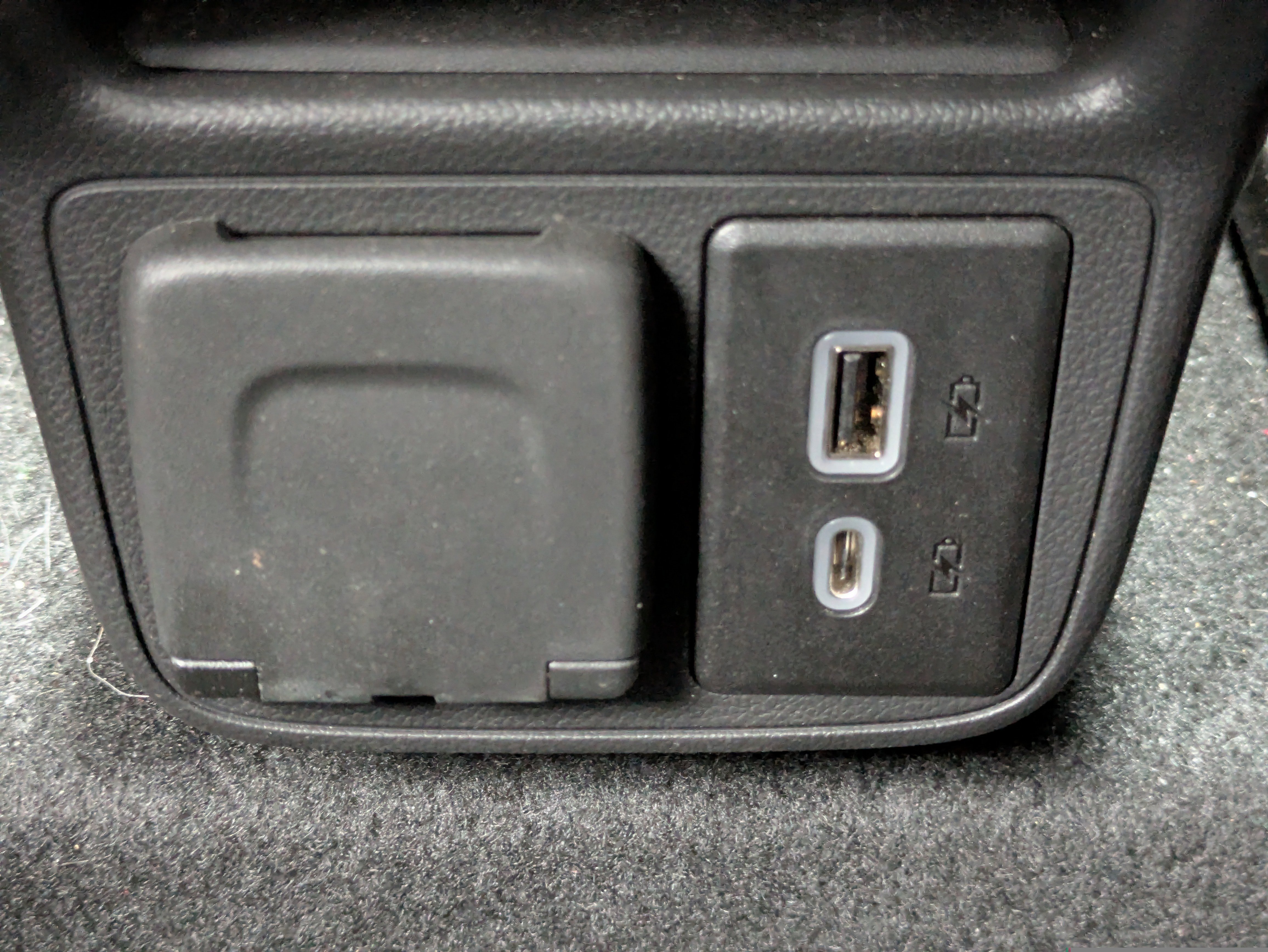 Used 2024 Chevrolet TrailBlazer LT w/ Convenience Package image 8