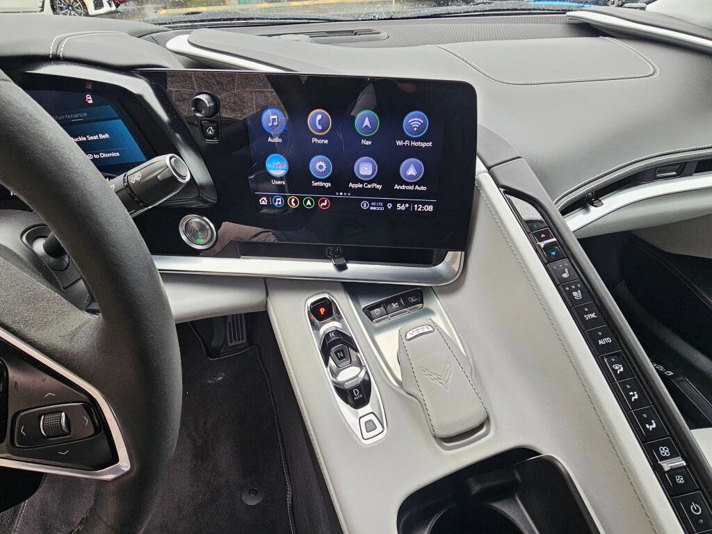 Used 2021 Chevrolet Corvette Stingray Premium Cpe w/ Z51 Performance Package RWD image 27