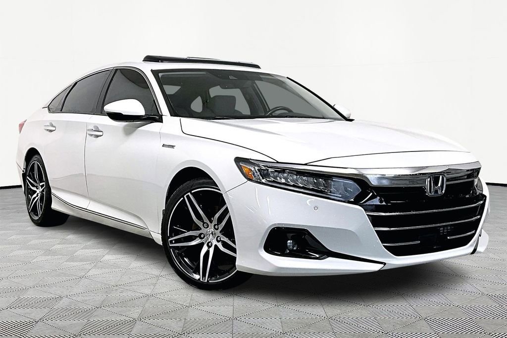 Used 2022 Honda Accord Touring image 1