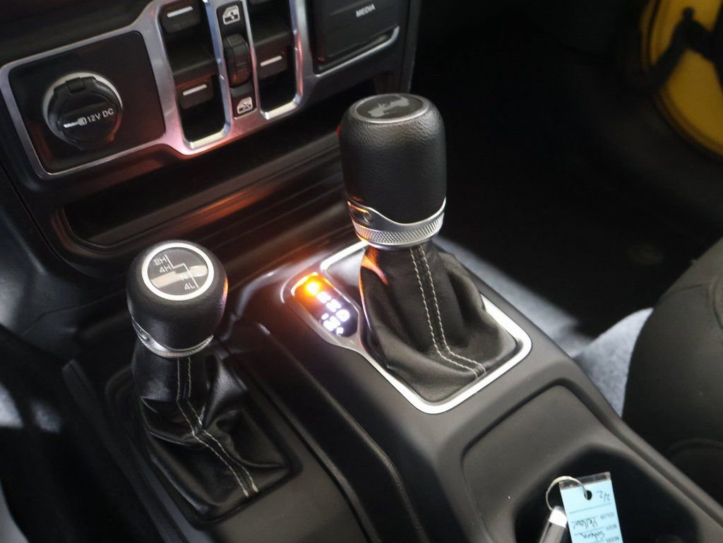 Used 2021 Jeep Wrangler Unlimited Sahara image 34