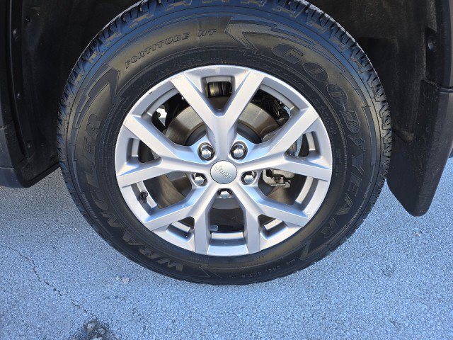 Used 2022 Jeep Grand Cherokee Limited image 13