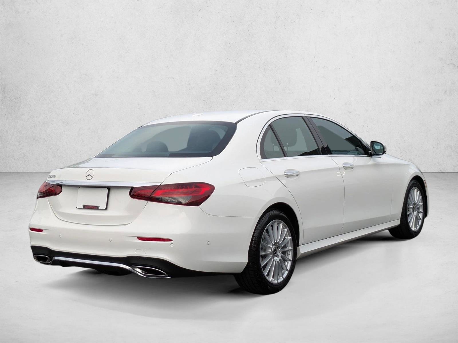 Used 2022 Mercedes-Benz E 350 Sedan image 7