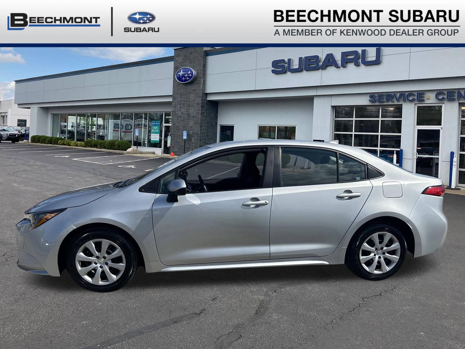 Used 2024 Toyota Corolla LE FWD image 4