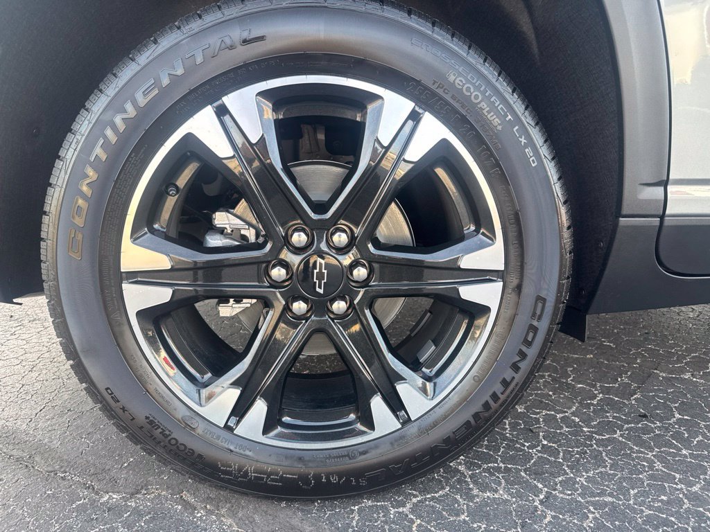 New 2027 Chevrolet Traverse LT AWD/4WD image 10