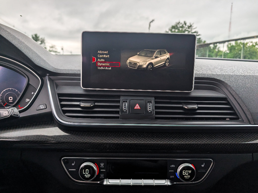 Used 2018 Audi SQ5 Premium Plus AWD/4WD image 29