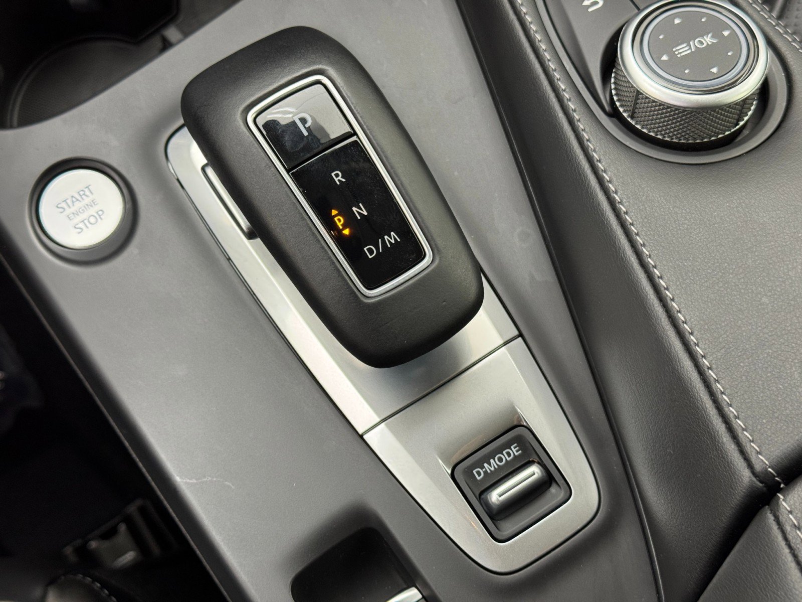 Used 2024 INFINITI QX50 Luxe image 32