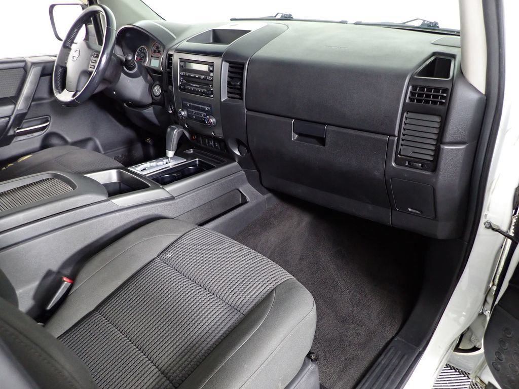 Used 2011 Nissan Titan SV w/ SV Value Truck Pkg AWD/4WD image 32