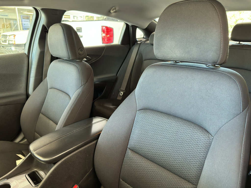 Used 2024 Chevrolet Malibu LT FWD image 5
