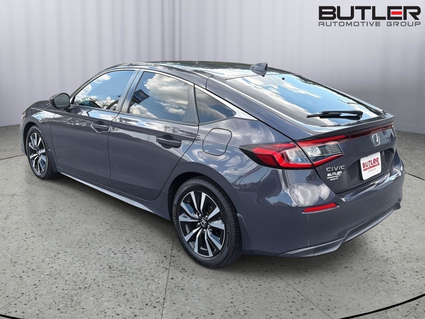 Used 2023 Honda Civic EX-L image 4