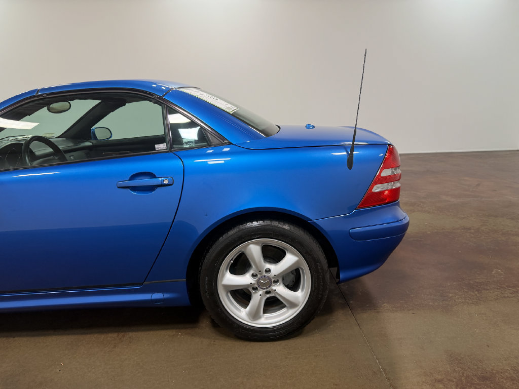 Used 2003 Mercedes-Benz SLK 320 image 35