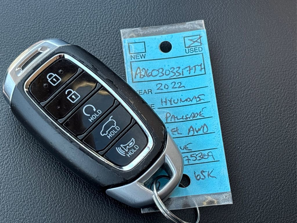 Used 2022 Hyundai Palisade SEL w/ Premium Package image 32