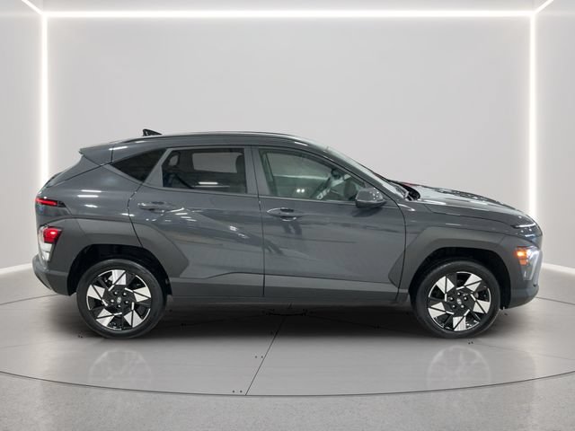 Used 2024 Hyundai Kona SEL AWD/4WD image 7