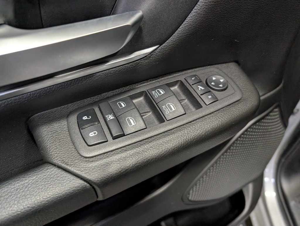 Used 2024 RAM 1500 Big Horn AWD/4WD image 13